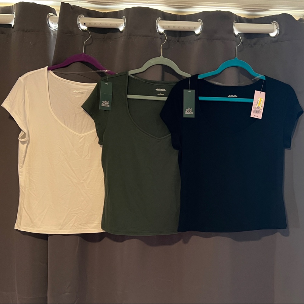 wild fable lot of 3 Scoop Neck SS Tees - White, Olive, Black